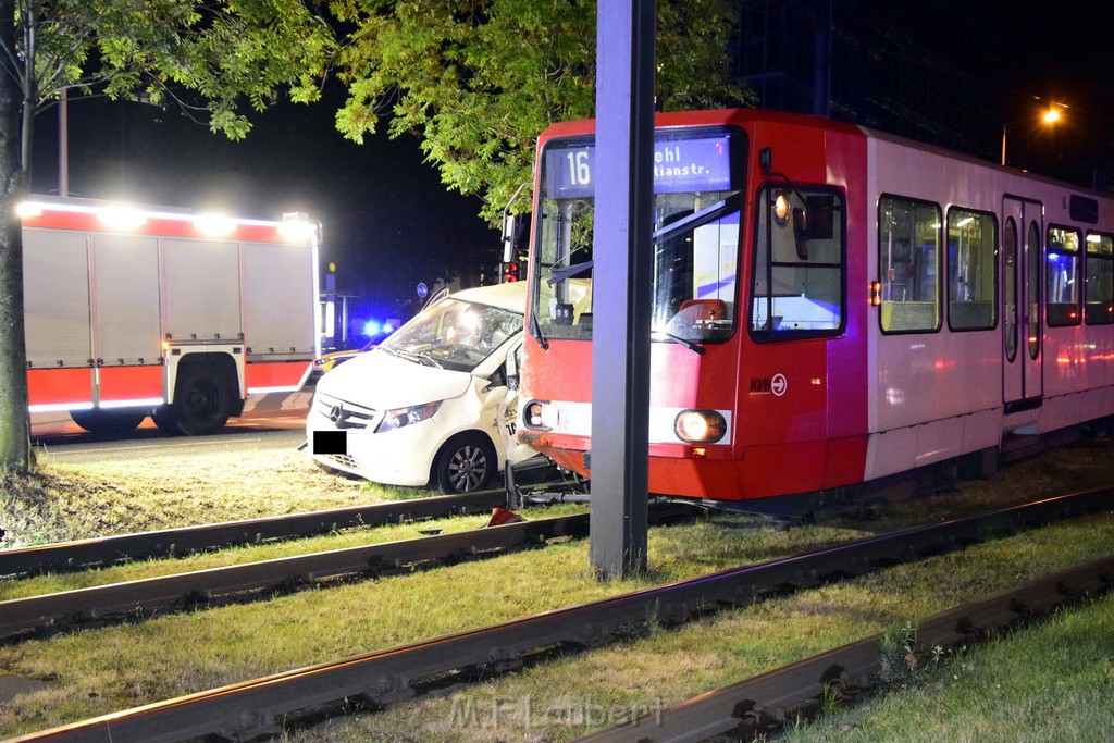 VU PKW Strab Koeln Niehl Amsterdamerstr Friedrich Karlstr P065.JPG - Miklos Laubert